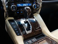 Toyota Alphard 2021 Hybrid 2.5L Luxury - ფოტო 11