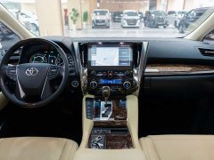 Toyota Alphard 2021 Hybrid 2.5L Luxury - ფოტო 9