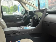 Toyota Vellfire 2024 Crown Hybrid 2.5L Executive Premier Edition - ფოტო 3