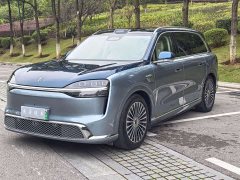 AITO M9 Extended Range Ultra 6-Seater - ფოტო 1