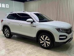 Volkswagen Taos 280TSI FWD Luxury Smart Connected Edition - ფოტო 3