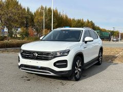 Volkswagen Taos 280TSI FWD Luxury Smart Connected Edition - ფოტო 1