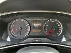 Volkswagen Taos 280TSI FWD Luxury Smart Connected Edition - ფოტო 17