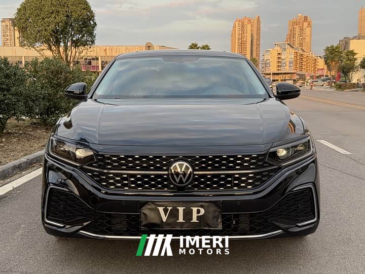 Volkswagen Passat 380TSI Starry Sky Dragon Ascendant Edition - ავტომობილი ჩინეთიდან