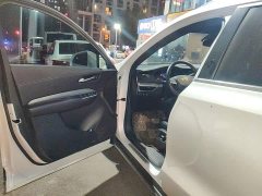 Cadillac XT4 28T FWD Luxury - ფოტო 17