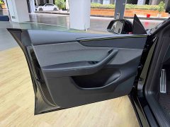 Tesla Model Y 2027 Rear-Wheel Drive Edition - ფოტო 6