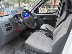 Wuling Yangguang 300km Practical Sealed Window Version 60kW - ფოტო 9