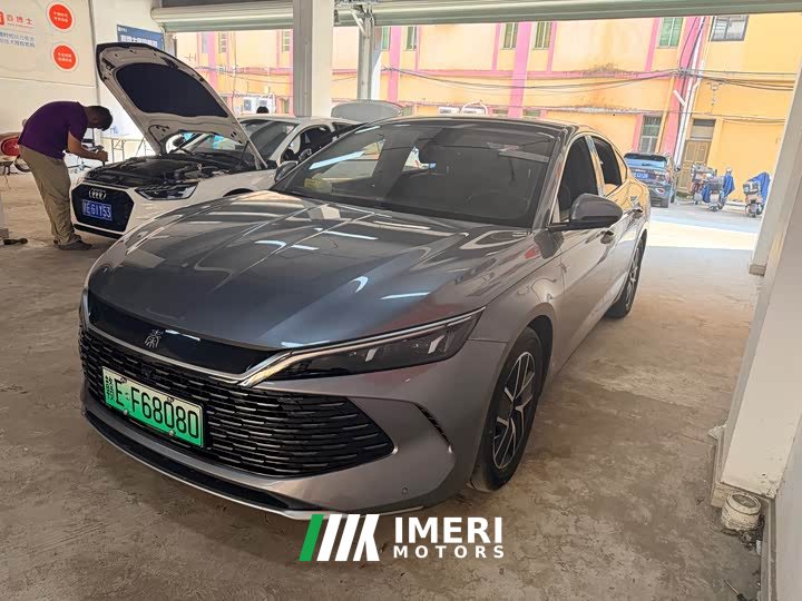 BYD Qin L DM-i 80KM Excellence Edition - ავტომობილი ჩინეთიდან
