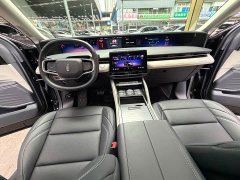 Lincoln Navigator Facelift 2.0T 4WD Luxury Edition - ფოტო 20
