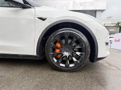 Tesla Model Y Long Range All-Wheel Drive - ფოტო 12