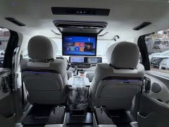 Toyota Sienna 2024 2.5L Hybrid AWD Luxury - ფოტო 9