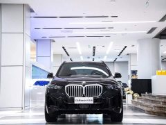 BMW X5 Facelift xDrive 40Li M Sport Midnight Edition - ფოტო 4