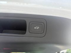 SAIC MG iMAX8 400TGI Supreme Land Respect Edition - ფოტო 11