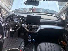 SAIC MG iMAX8 400TGI Supreme Land Respect Edition - ფოტო 5