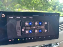 IM Motors Zhiji LS8 52 Max Luxury Six-Seater - ფოტო 17