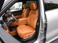 IM Motors Zhiji LS8 52 Max Luxury Six-Seater - ფოტო 6