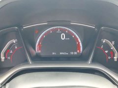 Honda Civic 2021 Hatchback 220 Turbo CVT Trendy Control - ფოტო 16
