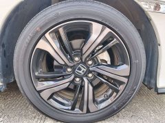Honda Civic 2021 Hatchback 220 Turbo CVT Trendy Control - ფოტო 19