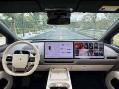 Li Auto i6 Four-Wheel Drive Standard Edition - ფოტო 16