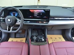 BMW 5 Series Facelift 530Li Premier M Sport Package - ფოტო 6