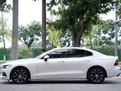 Volvo S60 2022 B4 Smart Luxury Edition - ფოტო 4