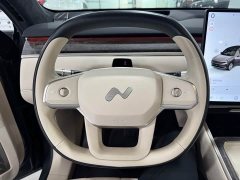 Nio Lerado L90 Max Six-Seater - ფოტო 12