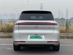 IM Motors Zhiji LS8 52 Max Luxury Six-Seater - ფოტო 14