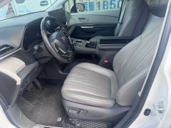 Toyota Sienna 2.5L Hybrid Comfort Edition - ფოტო 2