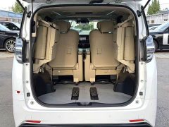 Toyota Vellfire Crown Hybrid 2.5L HV Premium Edition - ფოტო 10
