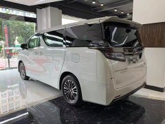 Toyota Vellfire Crown Hybrid 2.5L HV Premium Edition - ფოტო 3