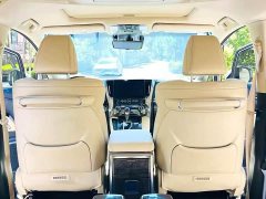 Toyota Vellfire Crown Hybrid 2.5L HV Premium Edition - ფოტო 9