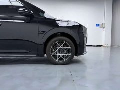 Zeekr 009 Seven-Seat Aisle Version AWD 108kWh - ფოტო 4
