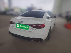 Audi A4L 2022 40 TFSI Luxury Dynamic - ფოტო 4