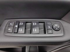Jeep Grand Commander 2.0T FWD Elite - ფოტო 9