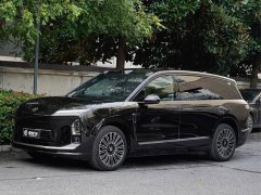 NIO ES8 Six-Seat Executive Luxury Edition - ფოტო 1