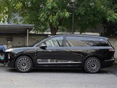 NIO ES8 Six-Seat Executive Luxury Edition - ფოტო 3