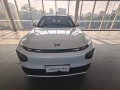XPeng G9 725 Max - ფოტო 13
