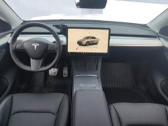 Tesla Model Y Rear-Wheel Drive - ფოტო 12