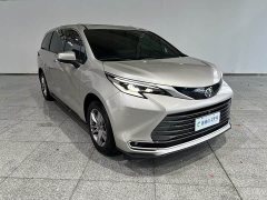 Toyota Sienna 2.5L Hybrid AWD Luxury - ფოტო 4