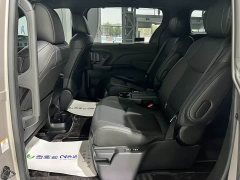 Toyota Sienna 2.5L Hybrid AWD Luxury - ფოტო 9