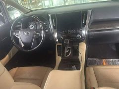Toyota Alphard 2021 Hybrid 2.5L Luxury - ფოტო 5