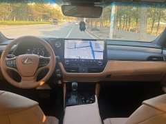 Lexus ES 200 Premium Edition - ფოტო 5