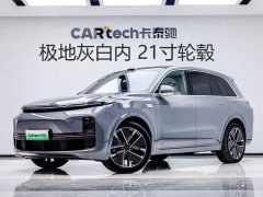 Li Auto L8 Ultra Smart Refresh Edition - ფოტო 1