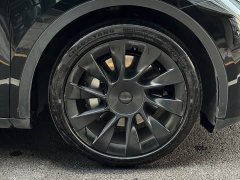 Tesla Model Y Standard Range RWD - ფოტო 5