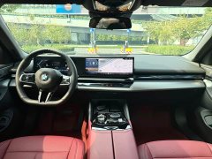 BMW 5 Series Facelift 530Li Leading Luxury Package - ფოტო 13