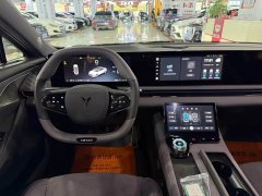 Voyah Lantu Zhuiguang 2024 PHEV AWD Extended Range Executive - ფოტო 14