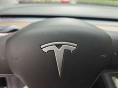 Tesla Model Y Standard Range RWD - ფოტო 15