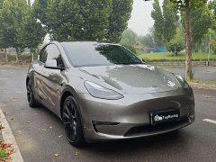 Tesla Model Y Standard Range RWD - ფოტო 3