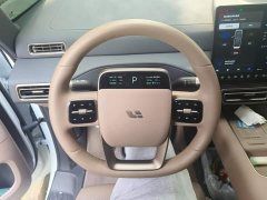 Li Auto MEGA Home Family Edition - ფოტო 15