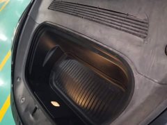 Tesla Model Y Rear-Wheel Drive - ფოტო 10